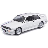  Žaislinis automobilis Bburago BMW M3 1988, 1:24, balta sp.