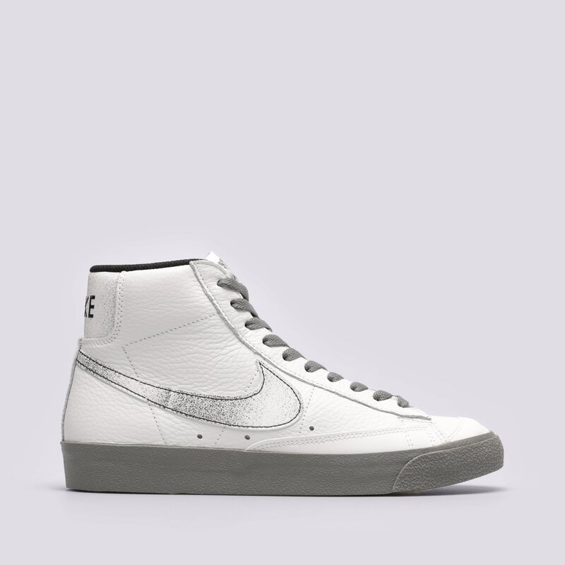 NIKE BLAZER MID '77 EMB