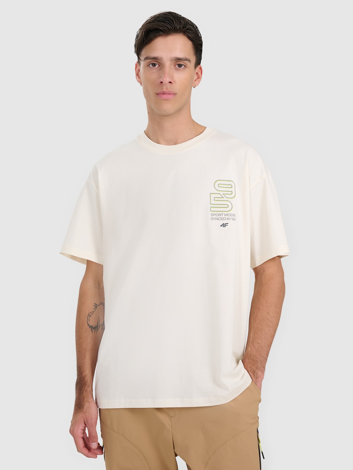 Vyriški T-shirt oversize marškinėliai su spauda - balti