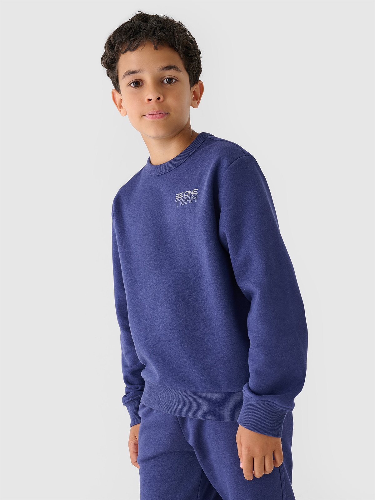 Sportinis neatsegamas džemperis be gobtuvo berniukams - tamsiai mėlynas