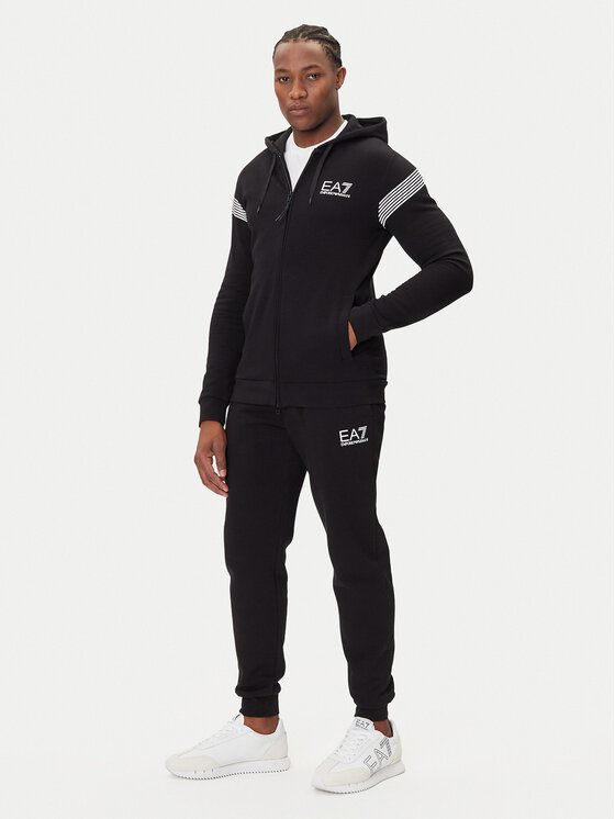 EA7 Emporio Armani Sportinis kostiumas · Juoda