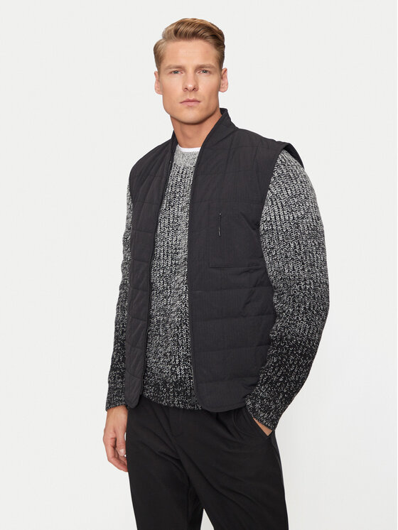 Rains Liemenė · Juoda