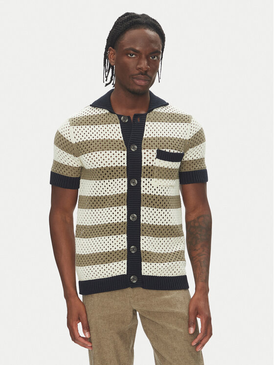 Lindbergh Kardiganas · Smėlio