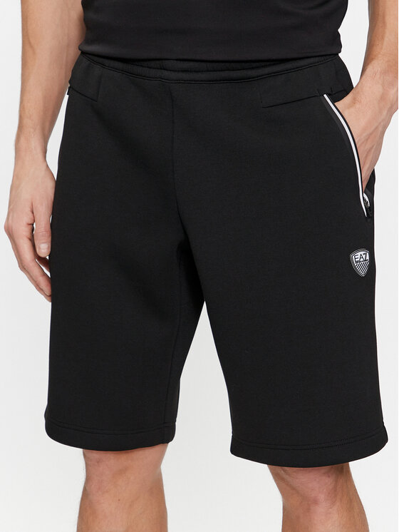 EA7 Emporio Armani Sportiniai šortai · Juoda