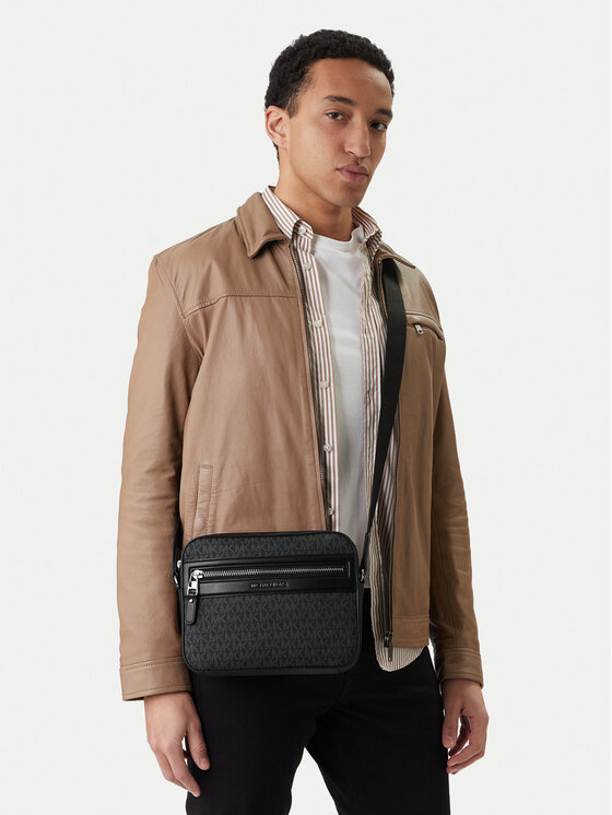 MICHAEL Michael Kors Maža rankinė · Juoda