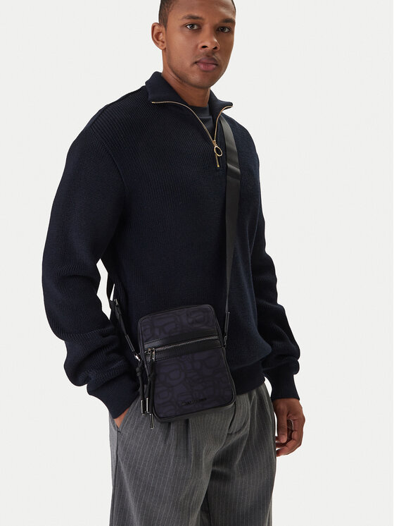 KARL LAGERFELD Maža rankinė · Juoda