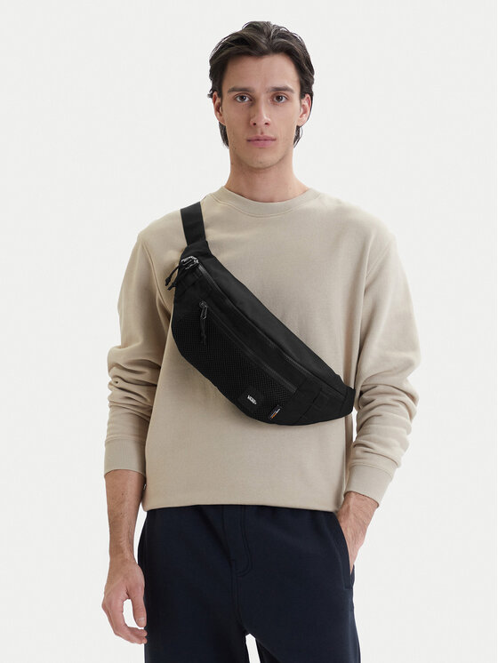 Vans Rankinė ant juosmens﻿ · Juoda