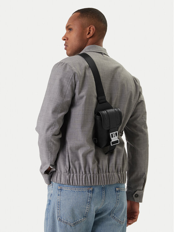 KARL LAGERFELD Maža rankinė · Juoda