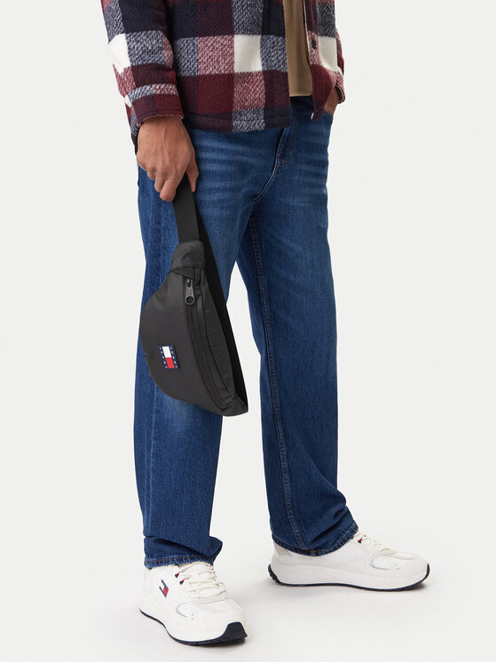 Tommy Jeans Rankinė ant juosmens﻿ · Juoda