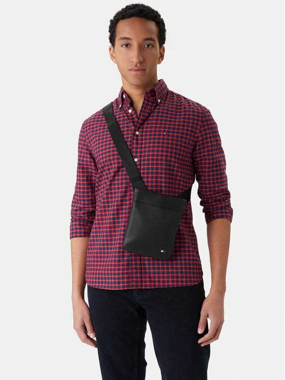 Tommy Hilfiger Maža rankinė · Juoda