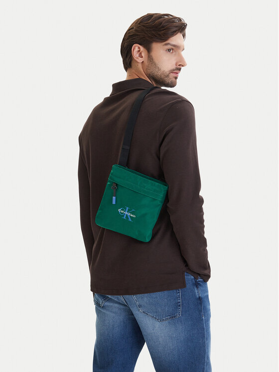 Calvin Klein Maža rankinė · Žalia