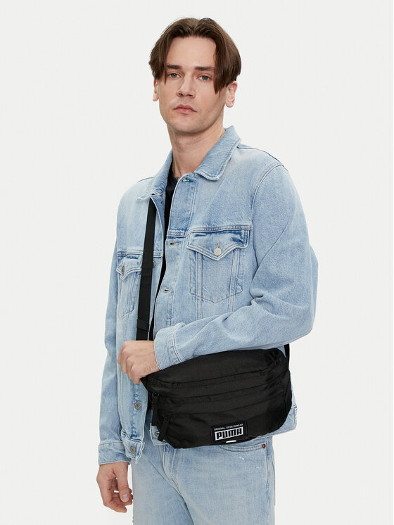 Puma Rankinė ant juosmens﻿ · Juoda