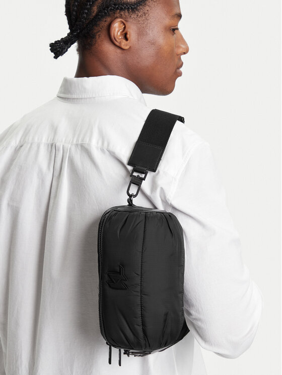 KARL LAGERFELD Maža rankinė · Juoda