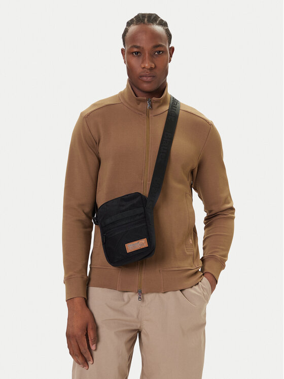 Blauer Maža rankinė · Juoda