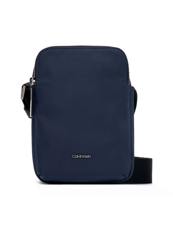Calvin Klein Maža rankinė · Tamsiai mėlyna
