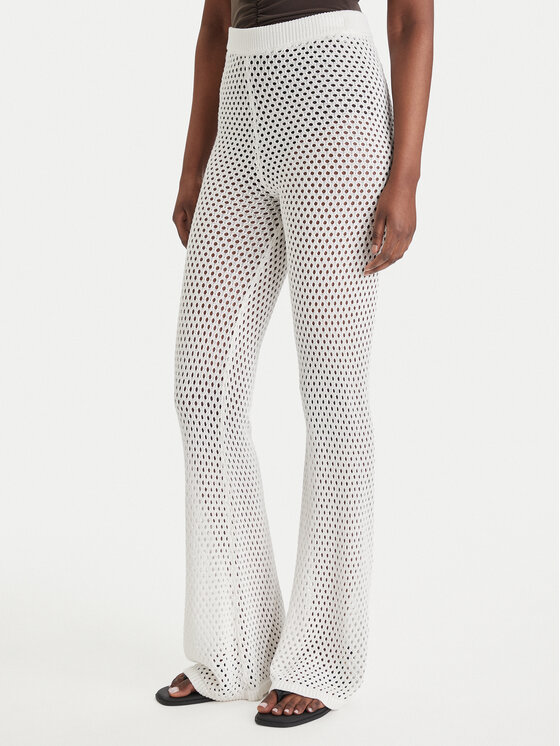 Guess Medžiaginės kelnės · Balta