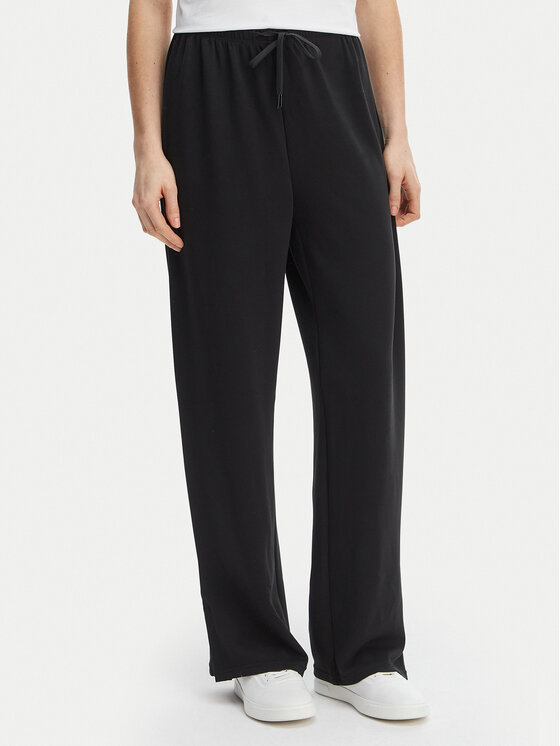 ONLY Medžiaginės kelnės · Juoda · Relaxed Fit