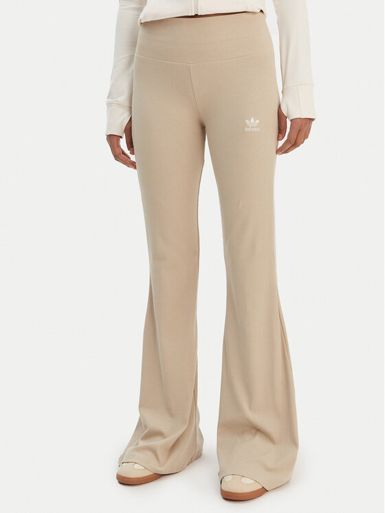 adidas Tamprės · Smėlio