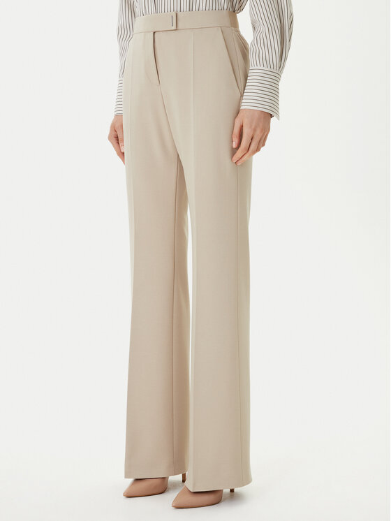 BOSS Medžiaginės kelnės · Smėlio · Relaxed Fit