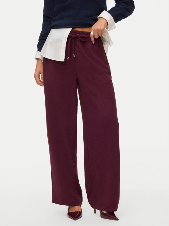 Kodas 20MAY Vero Moda Sportinės kelnės · Vyšninė · Regular Fit