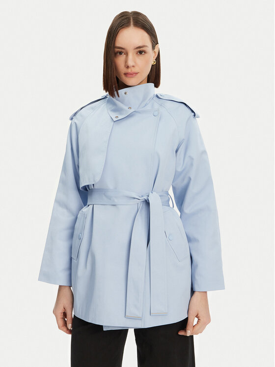 Morgan Trenčas · Žydra