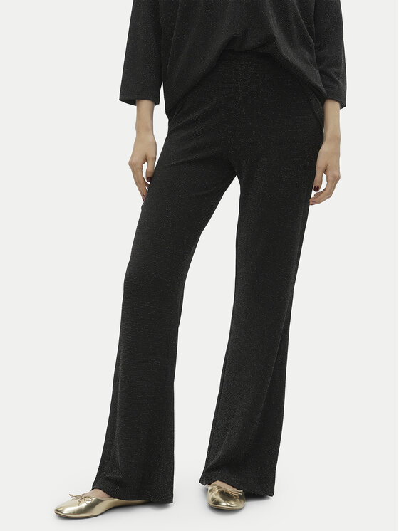 Vero Moda Megztos kelnės · Juoda · Regular Fit