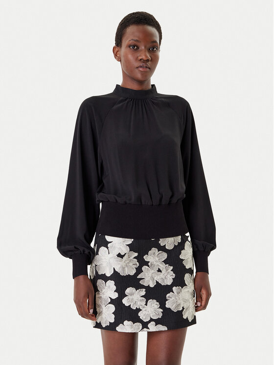 French Connection Palaidinė · Juoda