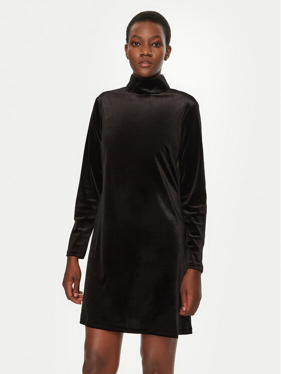 Gap Kasdieninė suknelė · Juoda · Mini