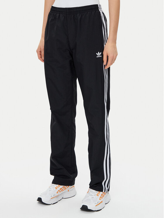 adidas Sportinės kelnės · Juoda · Relaxed Fit