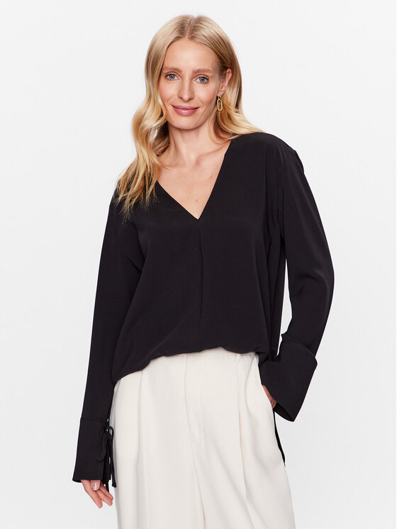 Calvin Klein Palaidinė · Juoda