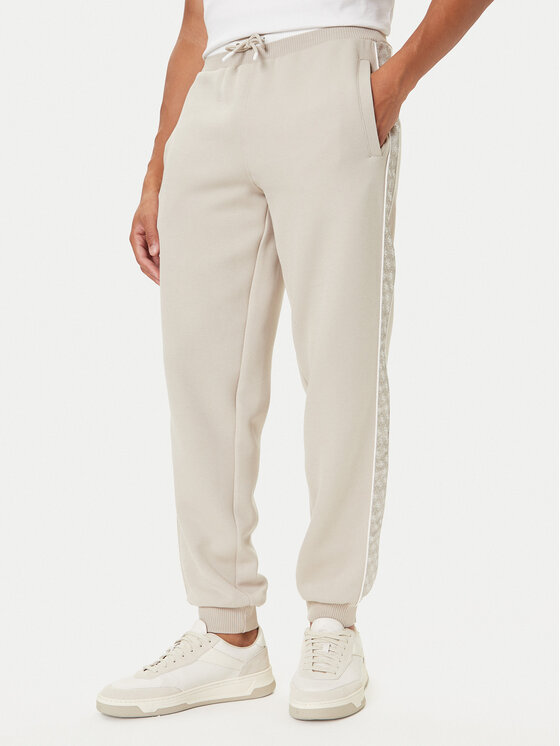 Guess Sportinės kelnės · Smėlio · Regular Fit