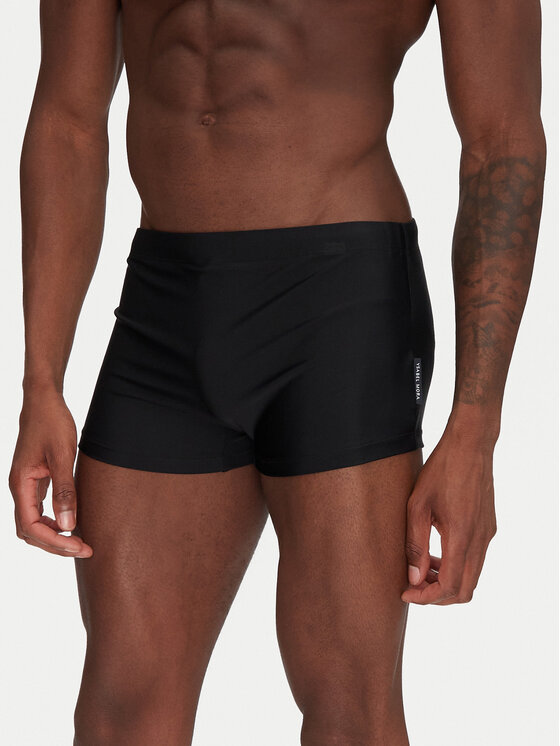 Ysabel Mora Glaudės · Juoda