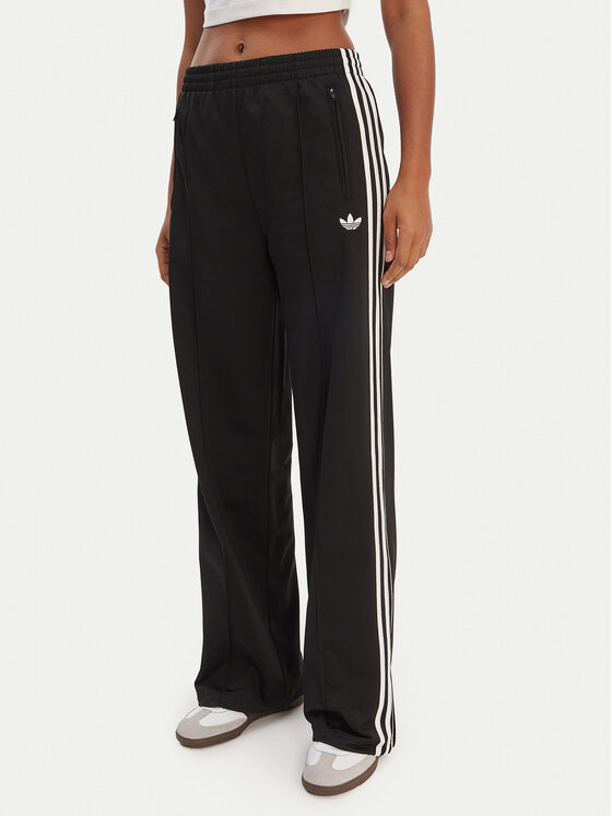 adidas Sportinės kelnės · Juoda · Relaxed Fit