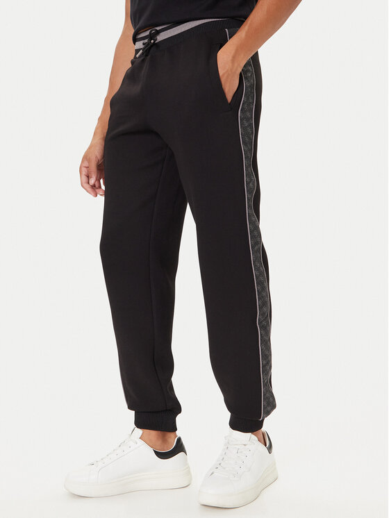 Guess Sportinės kelnės · Juoda · Regular Fit