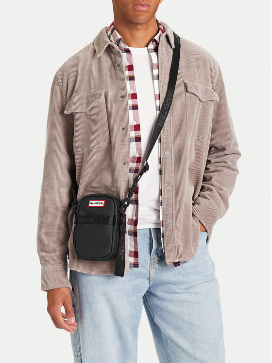 Kodas SUN15 Hunter Maža rankinė · Juoda