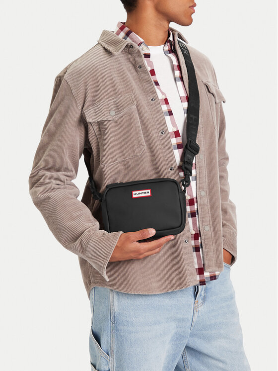 Kodas SUN15 Hunter Maža rankinė · Juoda