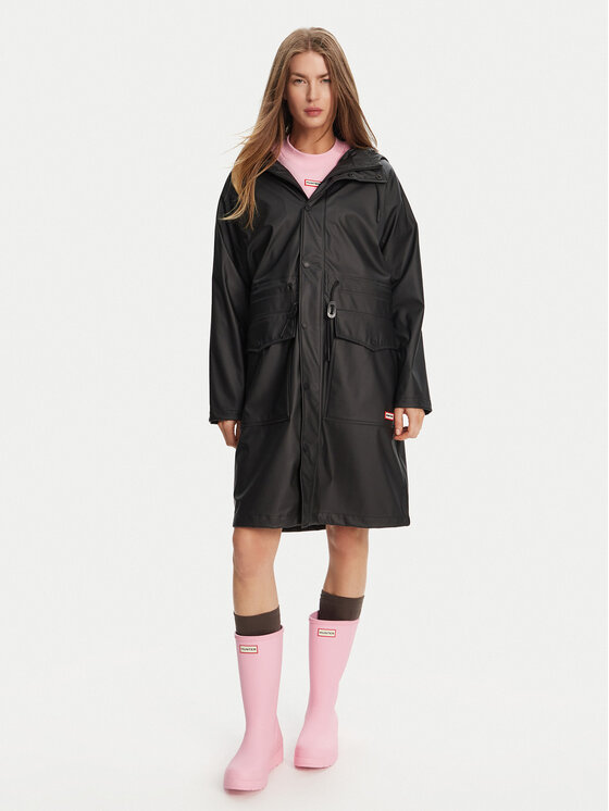 Hunter Striukė · Juoda