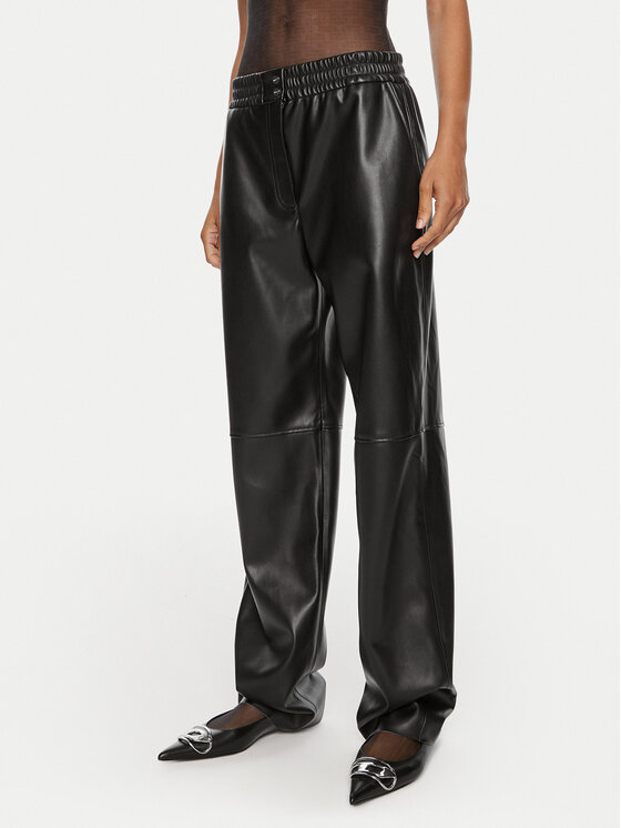 HUGO Dirbtinės odos kelnės · Juoda · Relaxed Fit