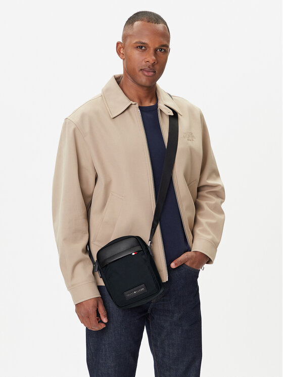 Tommy Hilfiger Maža rankinė · Juoda